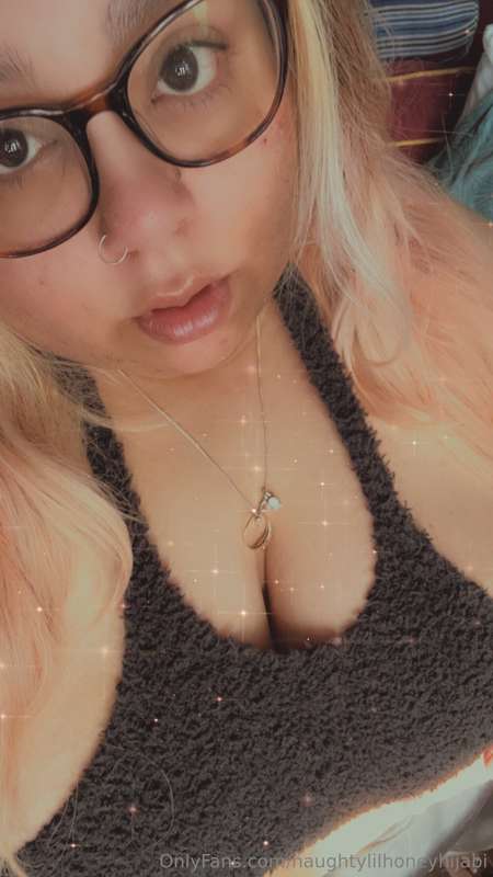 naughtylilhoneyhijabi