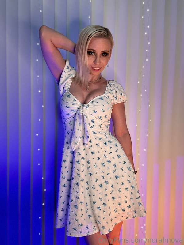 New set including peep toe heels and my new dress! 