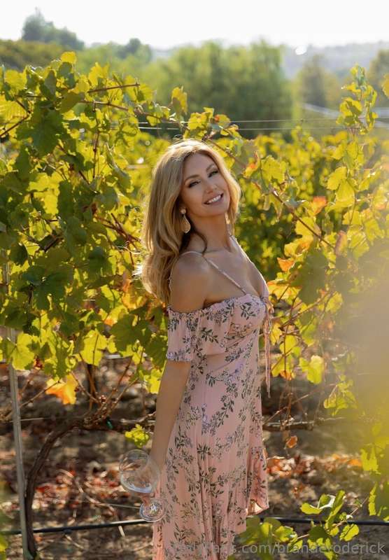 a smile a day keeps the stress away 💋