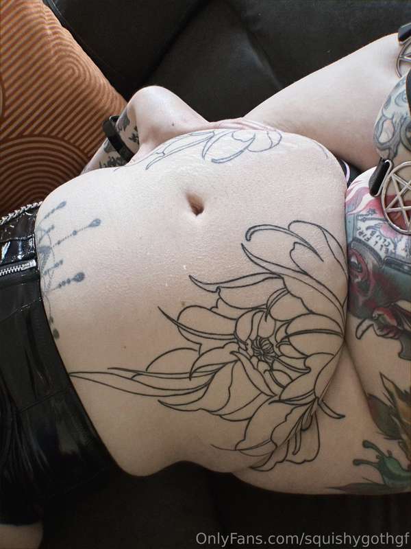 squishygothgf