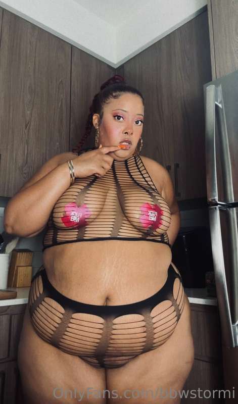 Thick girl Tuesday 🤤
FUCK ME 💦😈
Can you handle all this ass?