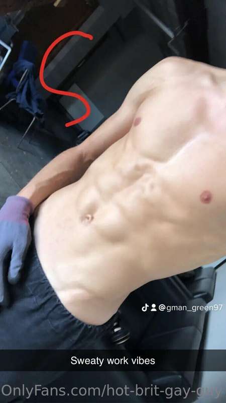 hot-brit-gay-guy