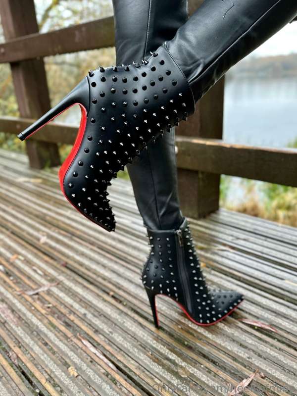heelsofmine image #3