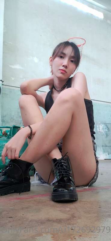 ⚫⚫