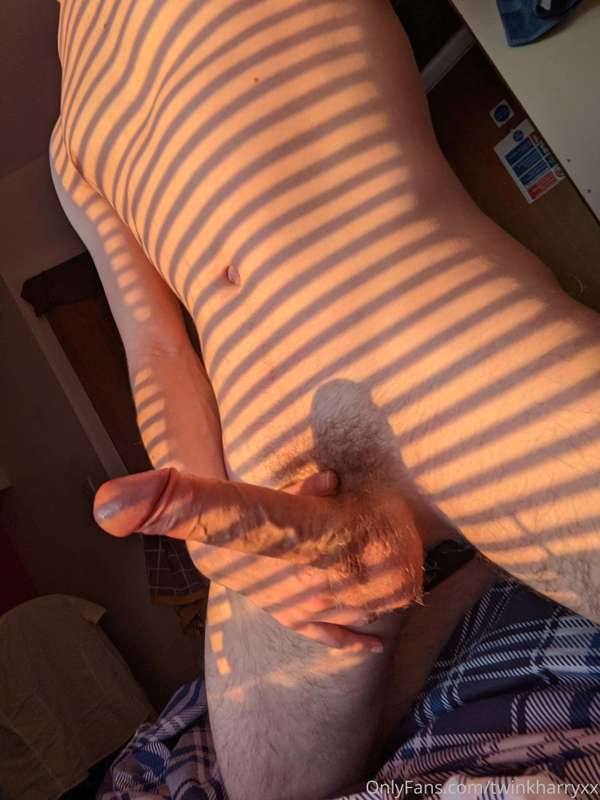 Thought the lighting was cool 😋