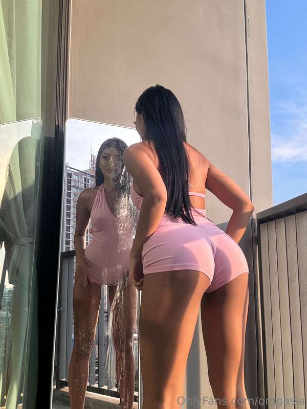 👀