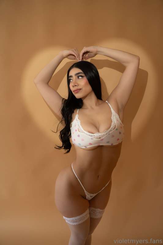 Foto 423 de Violet Myers en Tocromo