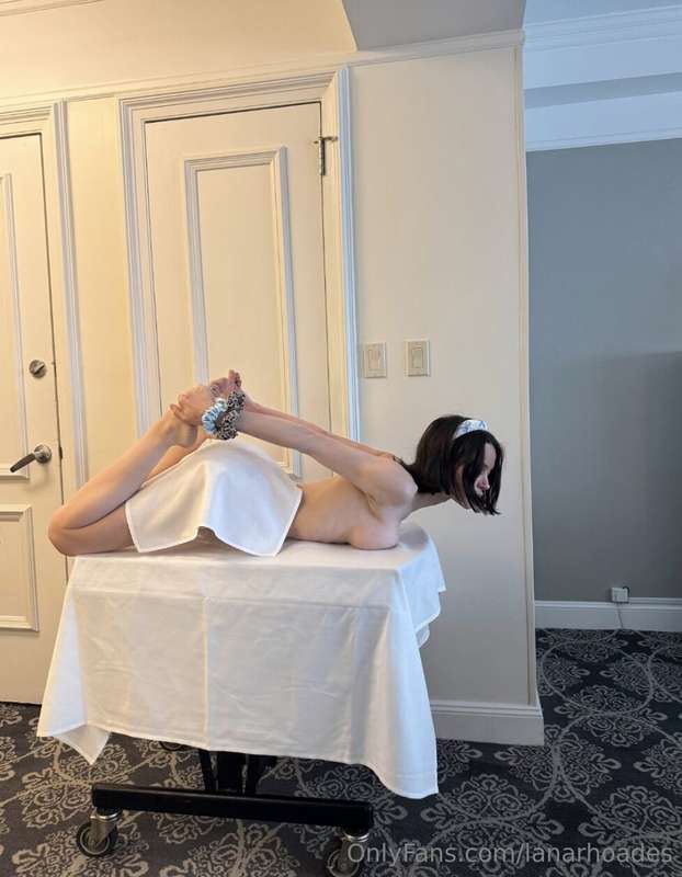 Foto 444 de Lana Rhoades en Tocromo