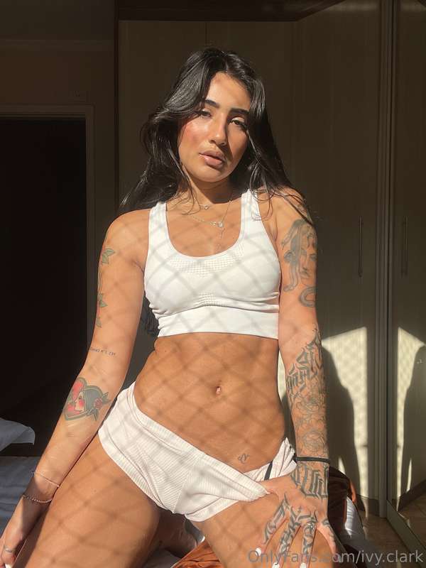 What do you think about gym outfit on me? 🥰