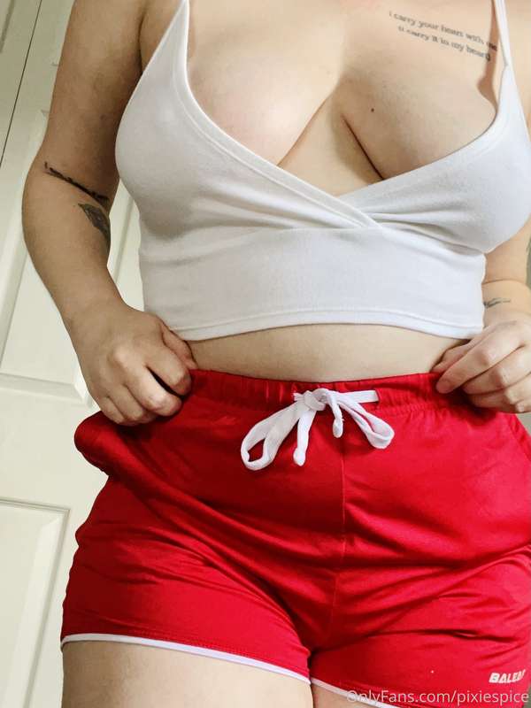 🌹❣️📍🎈🍒💋🩸🚨🍷🍎♥️❗️🍓🔴🌶