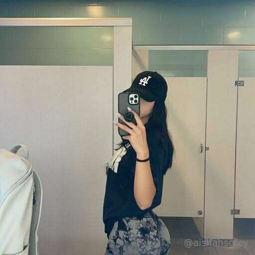 Aishah Sofey 在 Tocromo 的第 503 張照片