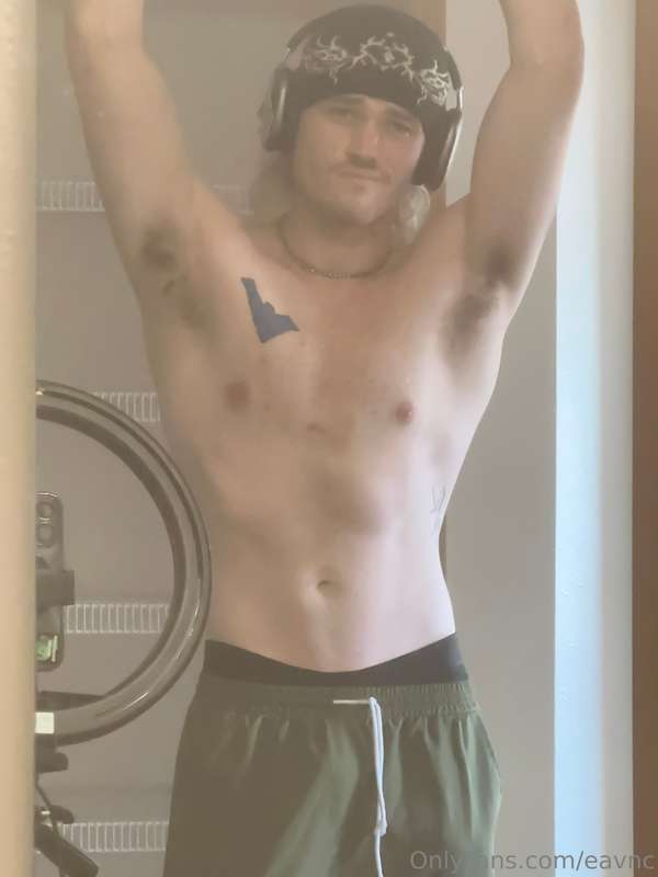 Caught this in the mirror and thought… why not let you stare..