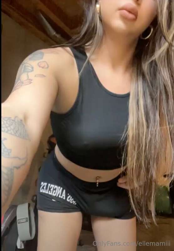 Waiting at home for you to eat me out and suck me off.. wish..