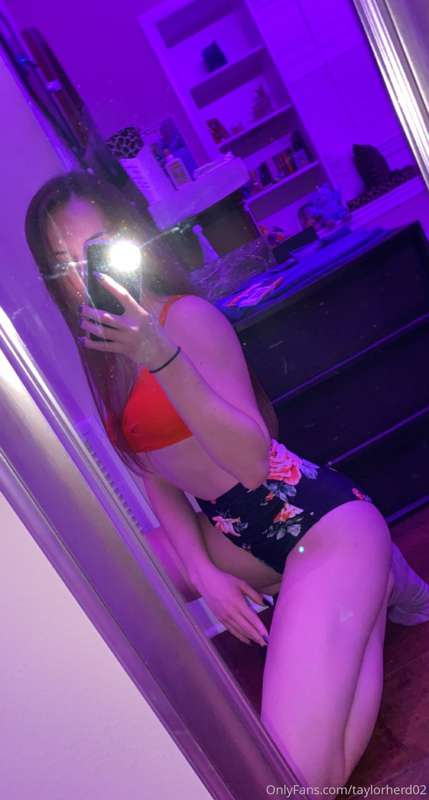 i’ve got 3 more in this suit, $20 and they’re yours 🥵