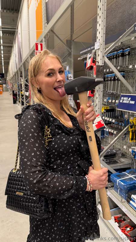 I think i should buy this, gonne do some horny things with i..