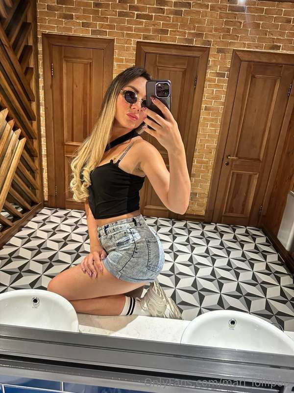 mari_lollipop