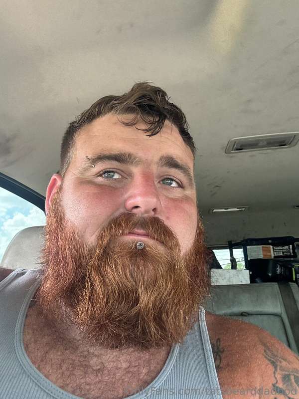tatsbearddadbod