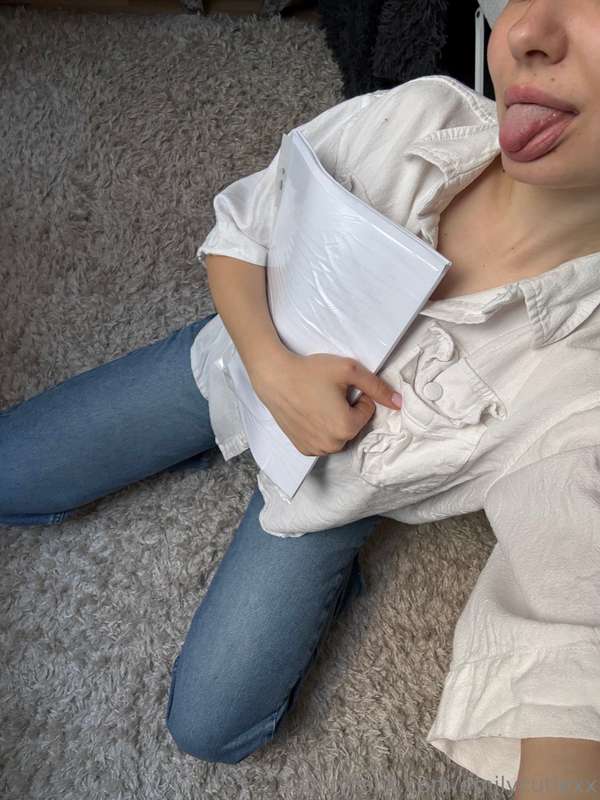 emilycutiexx
