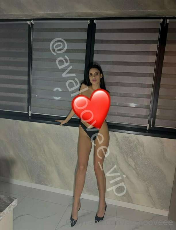 @avaloovee_vip 

Check my special content made just for you ..