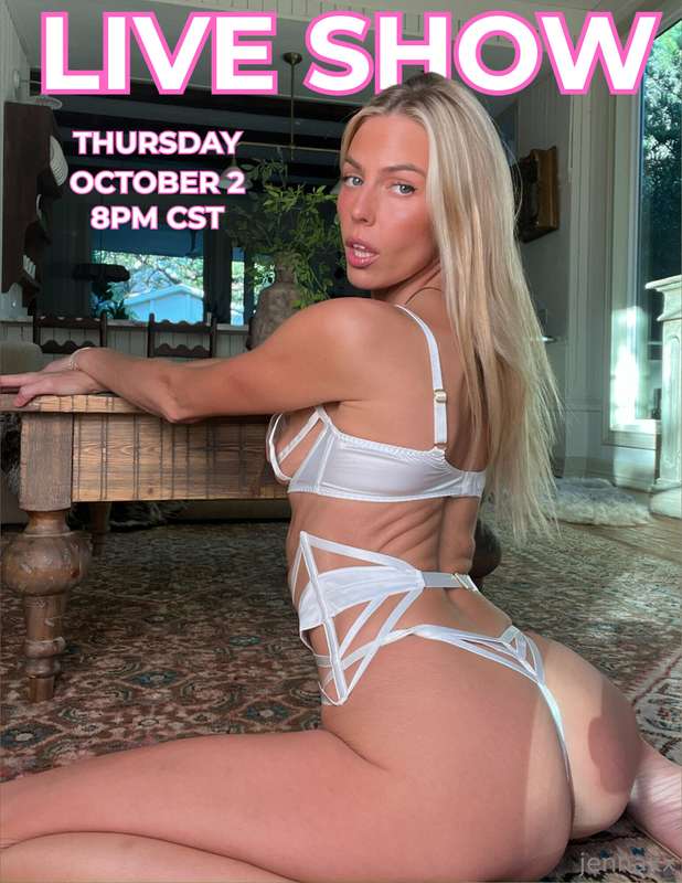play with me LIVE tomorrow at 8pm cst 😈