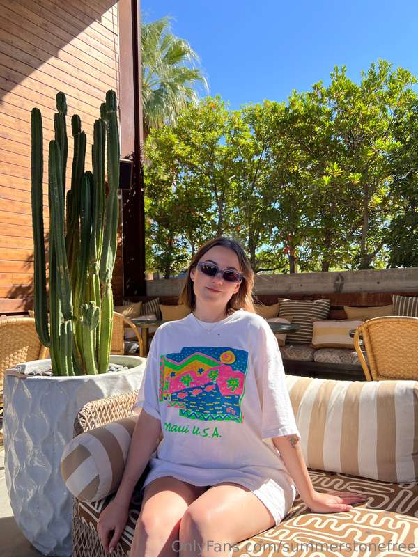 Am I still cute in your big tshirt?