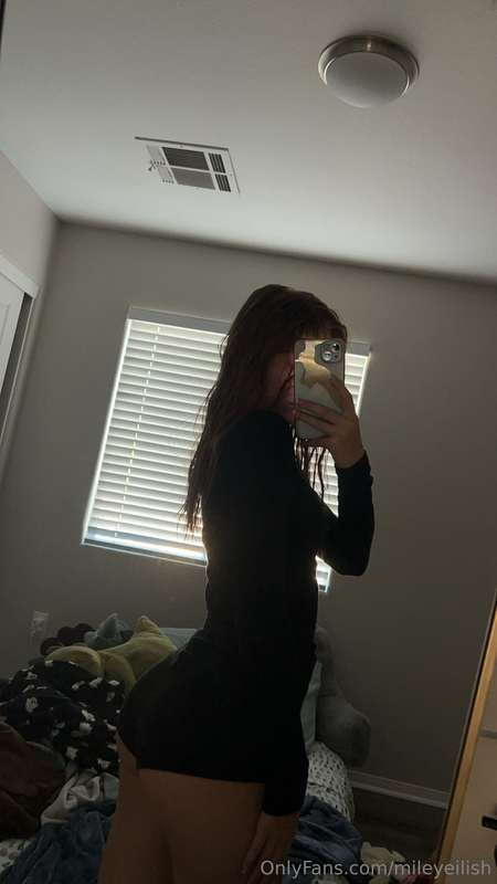I looked hot today, lucky I took a pic for you 😘