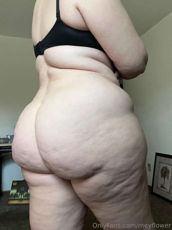 Happy Monday sexy ;)