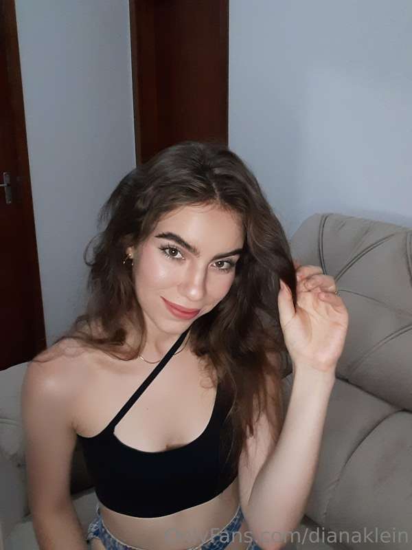 Are you looking for a Naughty and Fun girl like me? 🥵💋😝 Then..