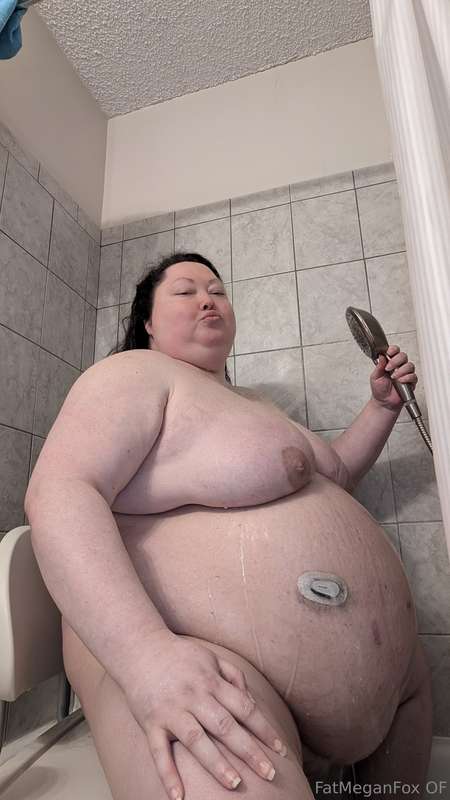 took a shower and that's all the exercise I need today 😎  pi..