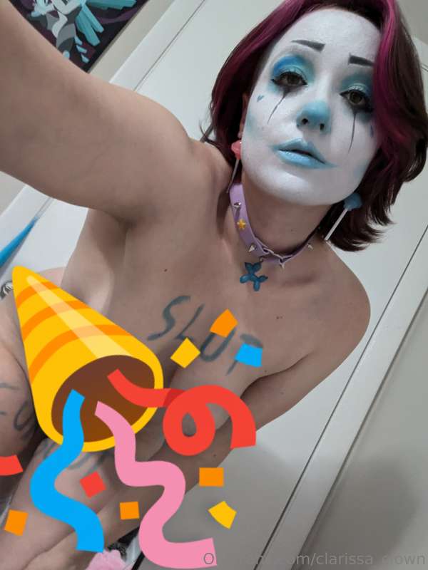 Oh, you want me to ditch the costume? Full nude? I got you!!..