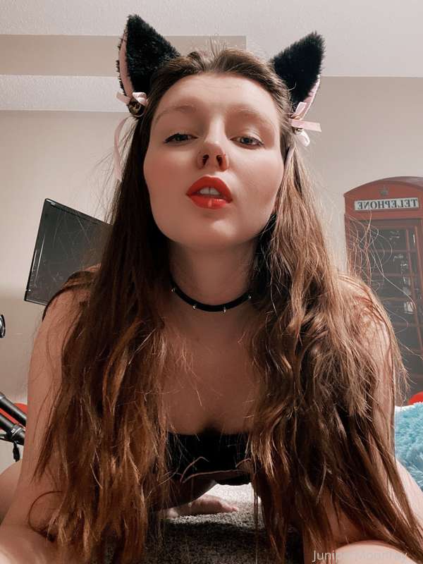 Spit play is easily becoming one of my most fascinating kink..