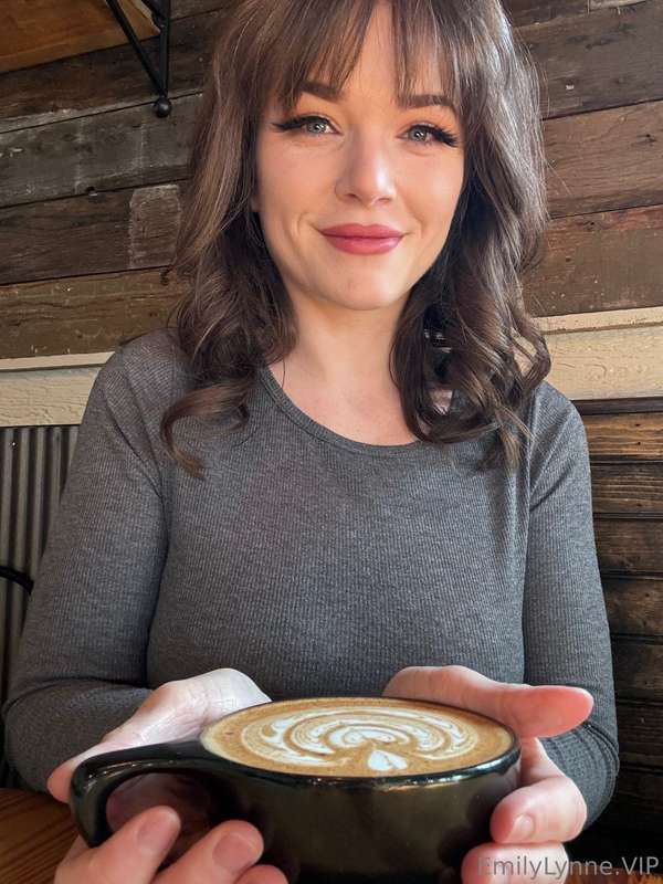 Does anyone wanna help buy me dessert and coffee so I can ha..
