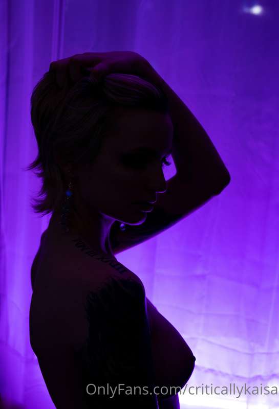 criticallykaisa image #3