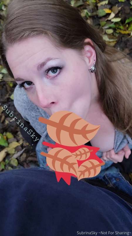 🍂 Fall to my knees for you 

(INCLUDED on the timeline @subr..