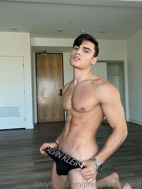 Feeling some type of way today 🥵💦