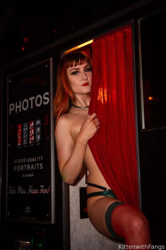 kittenwithfangs image #2