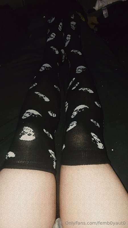 Free knee high sock pics