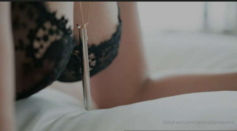 Morning xx

My new toy has arrived!! Sex jewellery xx

I fee..