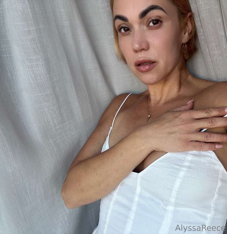 alyssareece image #1