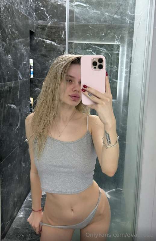 💞Hello, I’m Sylvia @sylwia_laly, 🥰 I’m 20, and between lectu..