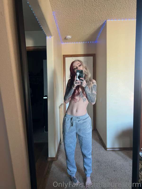 will you help me choose my top? 🤭💦