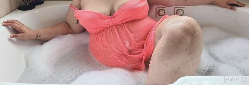 I want you to make me wetter than this bathtub 💦💦💦