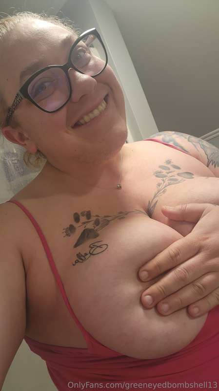 greeneyedbombshell13