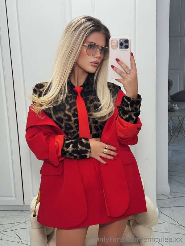 “Fashion is the armor to survive the reality of everyday lif..