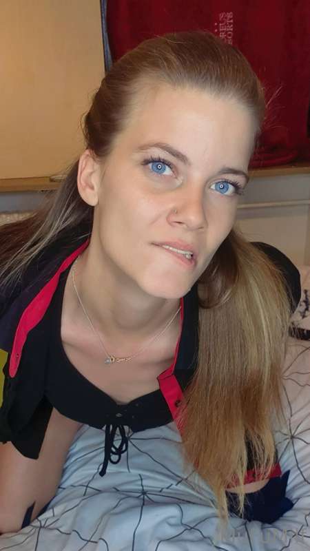 Play and Cum with me