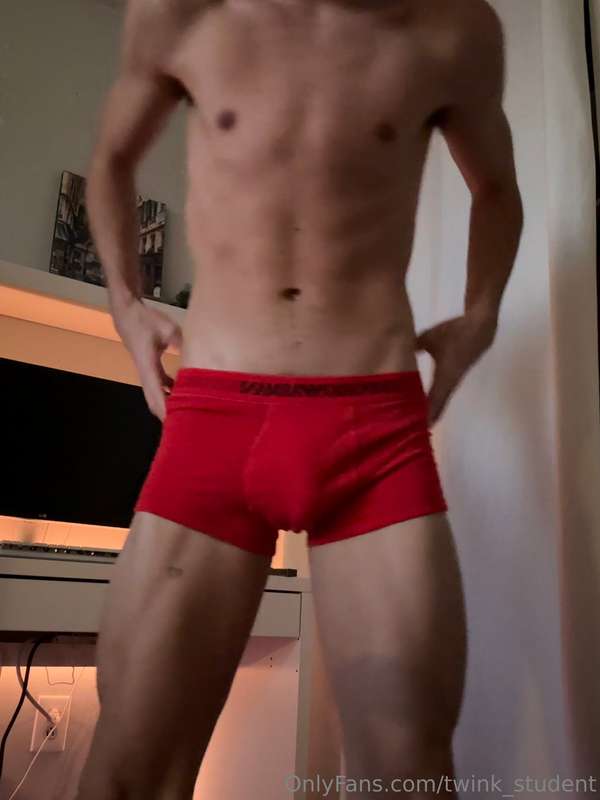 twink_student image #2