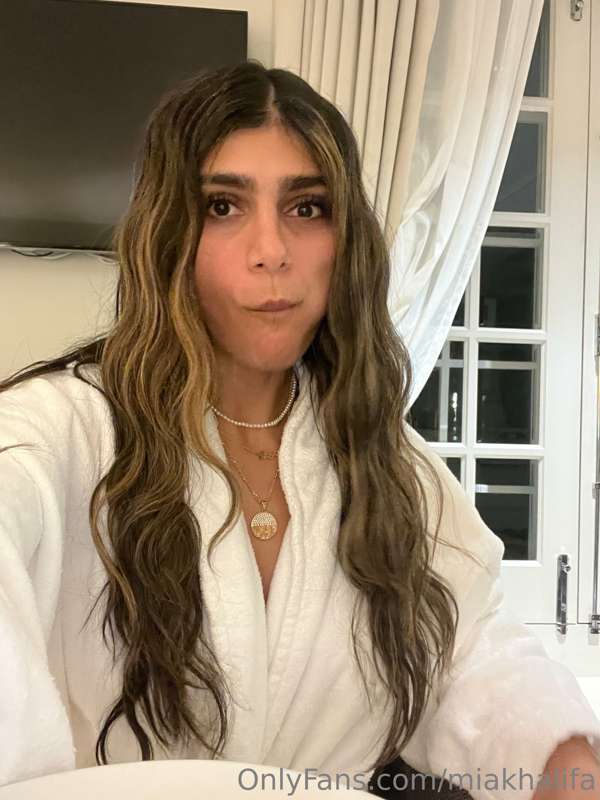 Foto 569 de Mia Khalifa en Tocromo