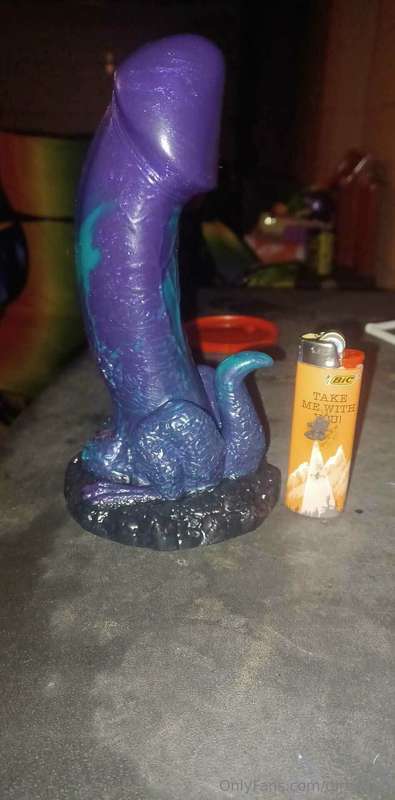 Shoutout to the lovely creature who got me this Dino dick of..