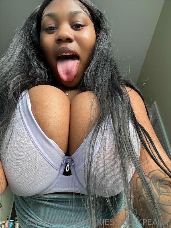 sales on my vip page all month 😍❤️ @thabootygawdus come cele..