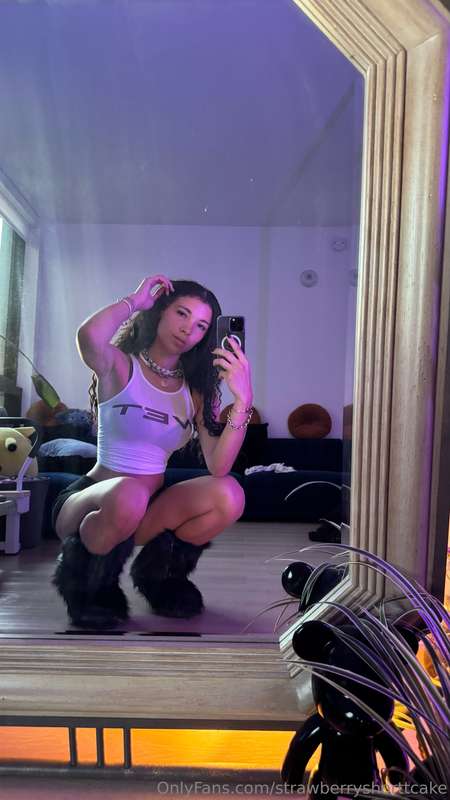 LIVE SHOW TONIGHT ✨ 6pm PST (9pm ET)💋PLAY WITH ME😝Remember d..